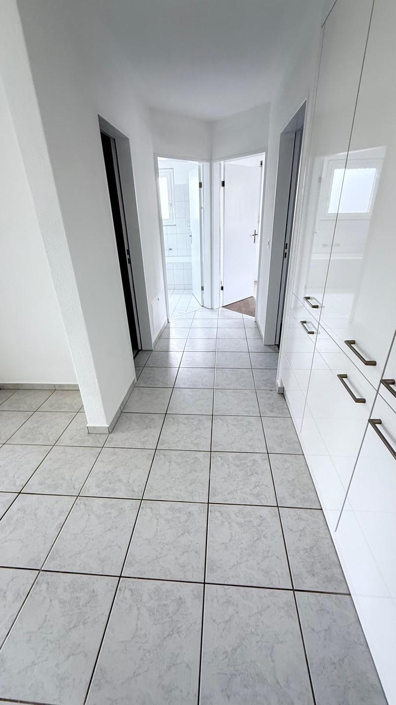 Helle 4.5-Zimmer-Wohnung mit Balkon und schöner Aussicht in Zofingen (19)