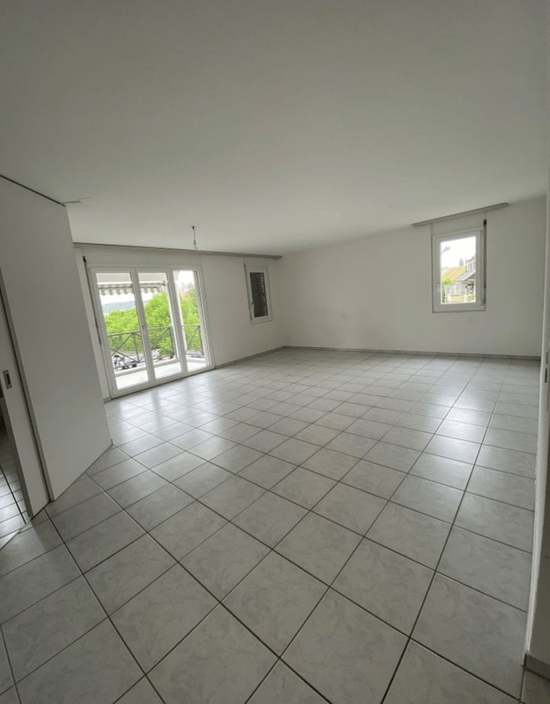 Helle 4.5-Zimmer-Wohnung mit Balkon und schöner Aussicht in Zofingen (25)