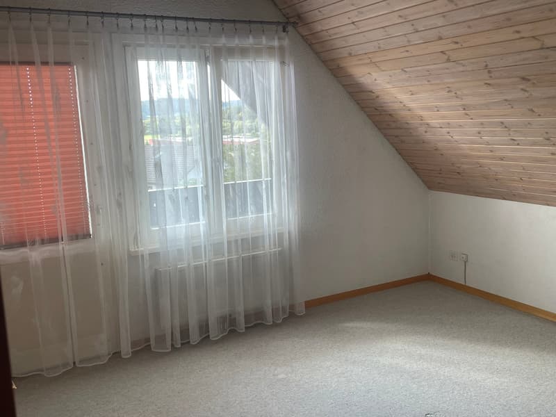 Casa unifamiliare di 5,5 locali in posizione residenziale soleggiata e di pregio (16)