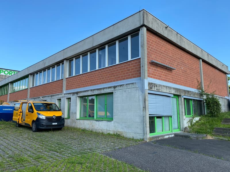 Büro- und Fabrikationsgebäude auf 1'971 m2- Zone WG2 (2)