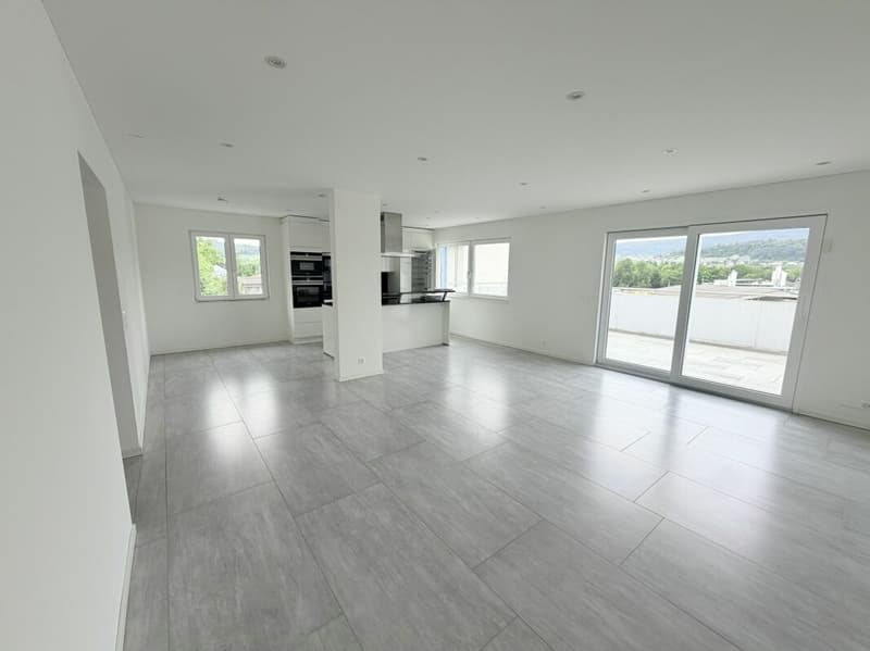 Attraktive, sehr moderne Maisonette INKLUSIV AUSSENPARKPLATZ (4)