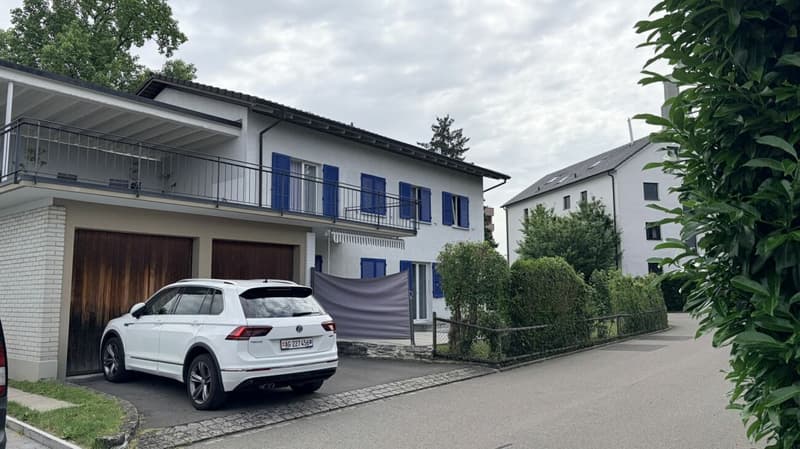 Attraktives Zweifamilienhaus in der Zone W3 (5)