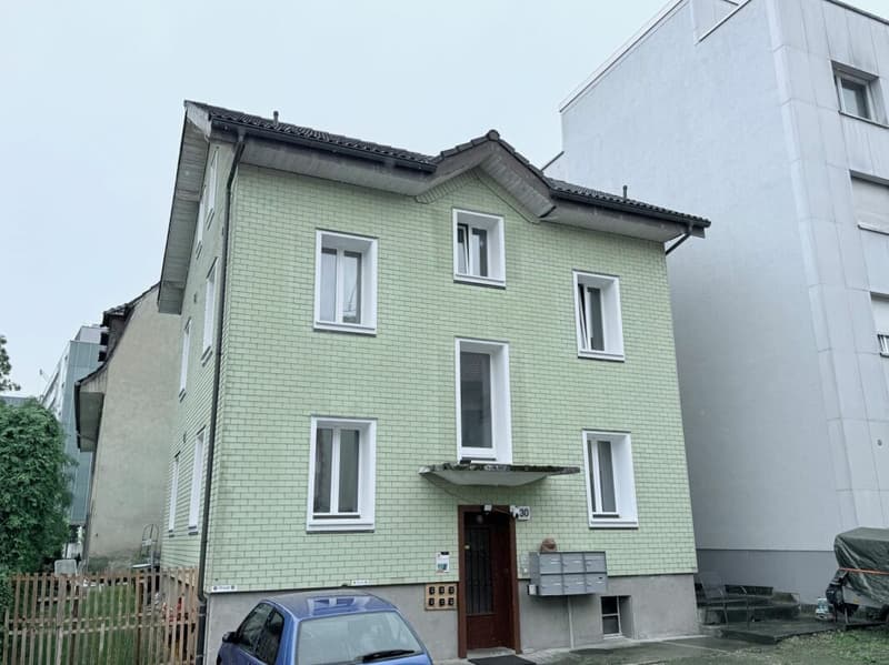 REDUZIERTER PREIS - Attraktives MFH mit einer BR von 5.3 % ! (2)