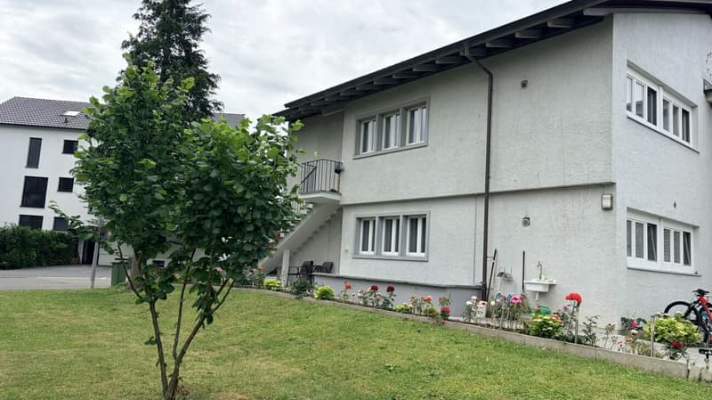 Attraktives Zweifamilienhaus in der Zone W3 (4)