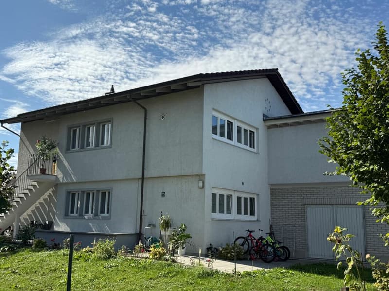 Attraktives Zweifamilienhaus in der Zone W3 (6)