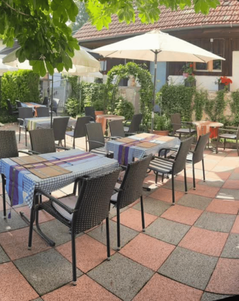 Asia Restaurant (bis 100 Sitzplätze) mit grosser Stammkundschaft (3)