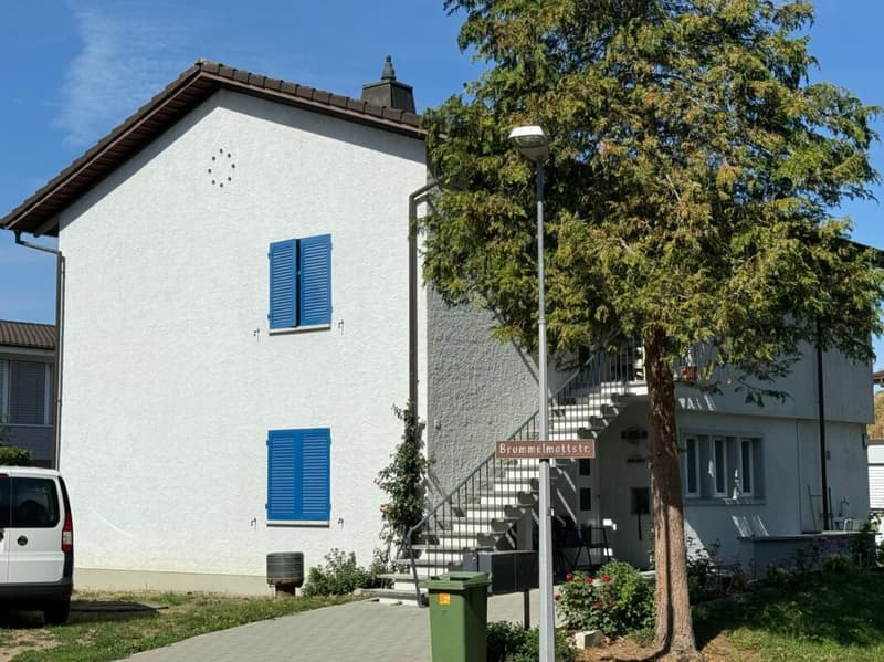 Attraktives Zweifamilienhaus in der Zone W3 - VP verhandelbar (4)