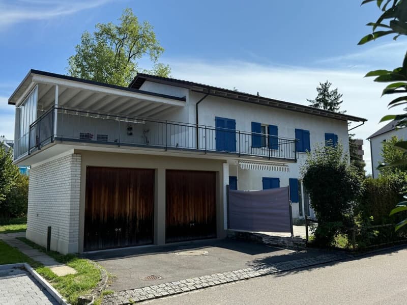 Attraktives Zweifamilienhaus in der Zone W3 - VP verhandelbar (3)