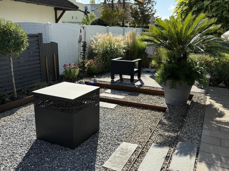 Renoviertes Einfamilienhaus mit einem Wintergarten (7)