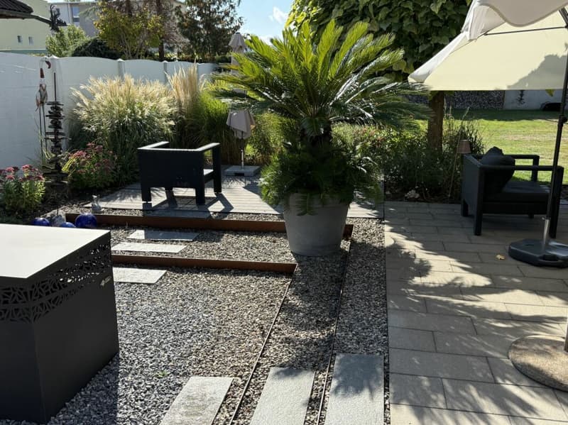 Renoviertes Einfamilienhaus mit einem Wintergarten (8)