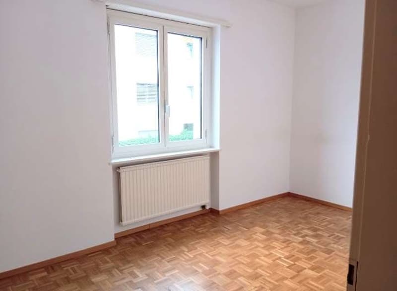 3,5 Zimmer mit Balkon in Pregassona (2)