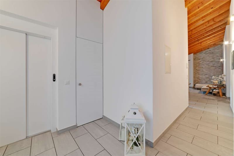 Attic 4.5 rooms Sant' Antonino (8)