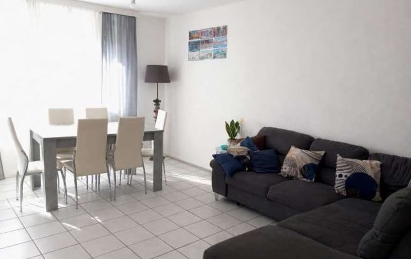Helles 4,5-Zimmer-Wohnung in ruhiger Wohngegend (1)