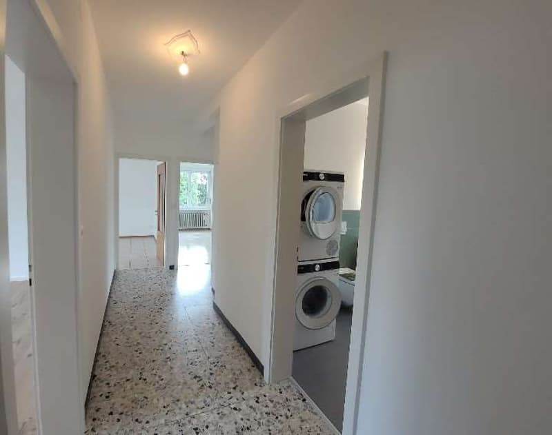 BRIGHT 3.5-ROOM APARTMENT WITH GARDEN IN COLDRERIO (3)