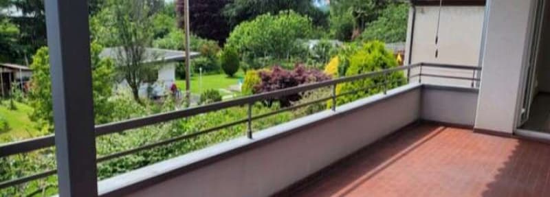 BRIGHT 3.5-ROOM APARTMENT WITH GARDEN IN COLDRERIO (10)