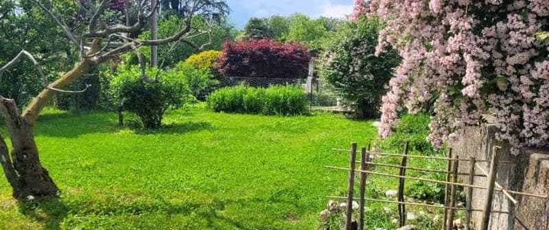 BRIGHT 3.5-ROOM APARTMENT WITH GARDEN IN COLDRERIO (8)