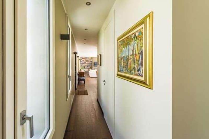 Modern attic with large panoramic terrace and lake view - Lugano (10)