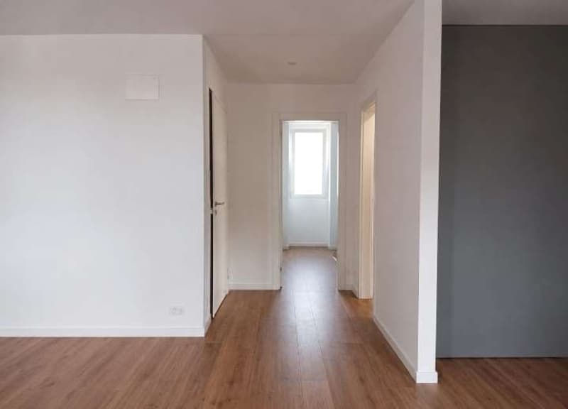 2.5 Modern in the heart of Rancate (3)