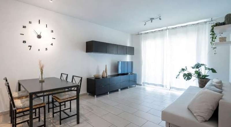 Helles 2.5-Zimmer-Wohnung mit Balkon in Viganello (3)
