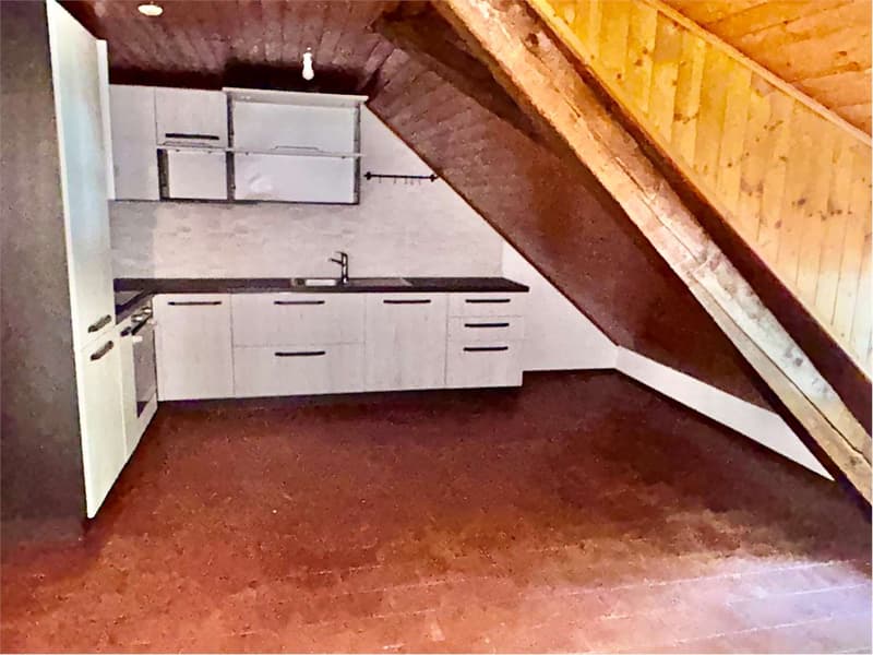 RIVA SAN VITALE: 4 MANSARDATO (4)