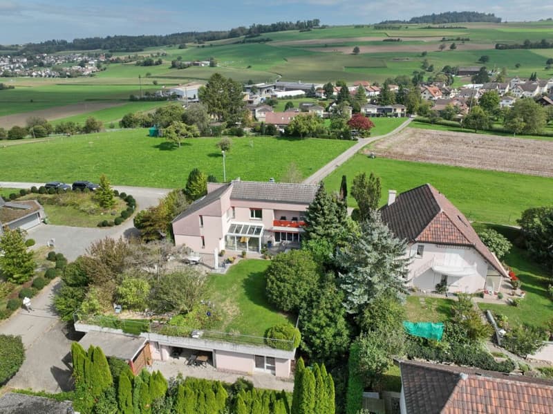 Maison individuelle 7 1/2 pièces avec appartement séparé 5 ½ pièces - Vivre avec une vue dégagée - maison individuelle avec appartement séparé près du lac de Hallwil (11)