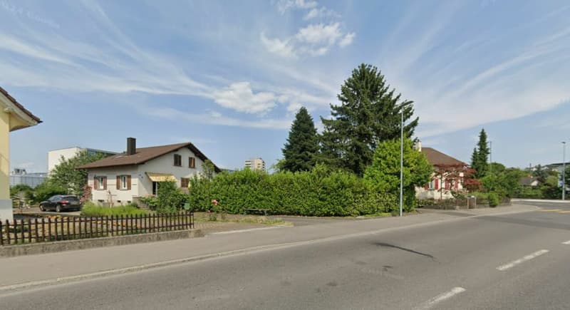 INTERESSANTE LAGE FÜR IHR PROJEKT! 1'068 m² Bauland (2)