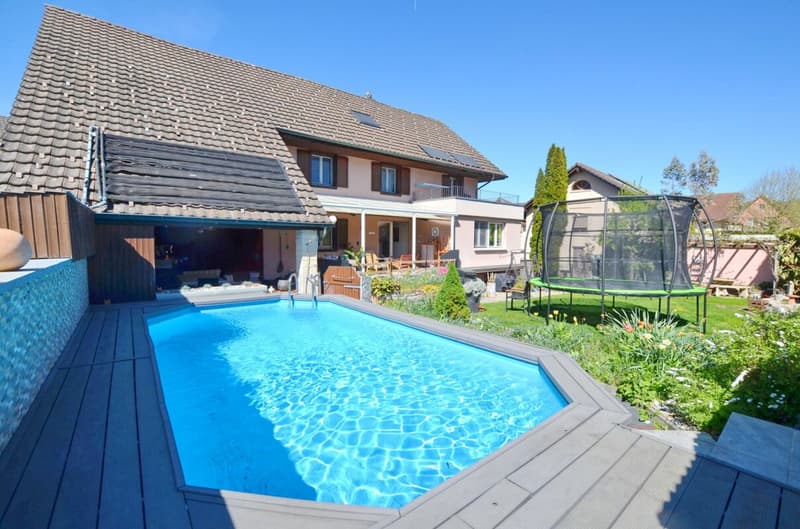 7.5 room single-family house with swimming pool (8)