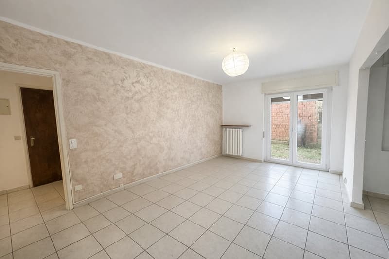 Wohnung mit 4 Zimmern in historischem Gebäude in Vacallo mit GARTEN (auch als Einnahmequelle) (3)
