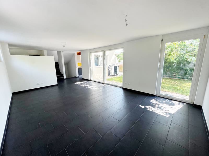 Einfamilienhaus in Stabio zu verkaufen – 4 Zimmer mit Balkon und grünem Blick (4)