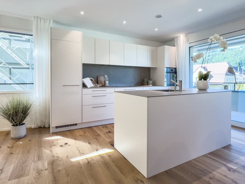 Appartamento 3.5 locali nella zona "Kreuzplatz" a Oftringen (3)