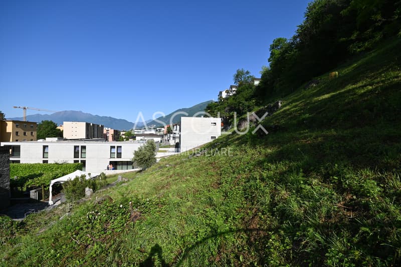 Building plot of 1,070 m2 with panoramic view (5)