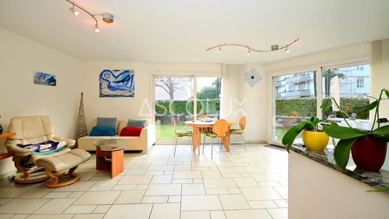 Casa bifamiliare con appartamenti di 3.5 & 4.5 locali indipendenti e grandi locali accessori-/hobby (21)