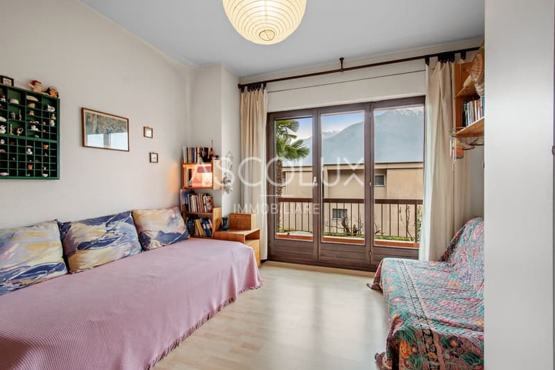 5-room semi-detached house with private garden and communal outdoor pool (16)