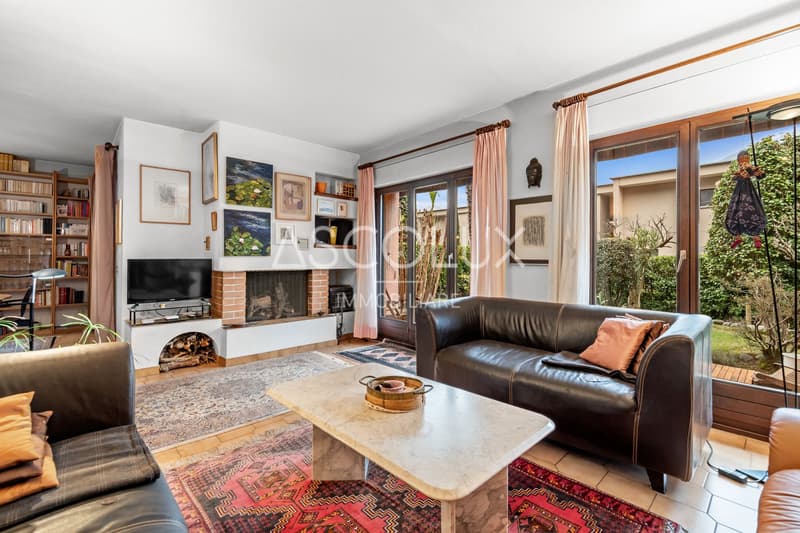 5-room semi-detached house with private garden and communal outdoor pool (8)