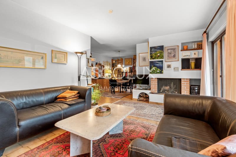 5-room semi-detached house with private garden and communal outdoor pool (10)