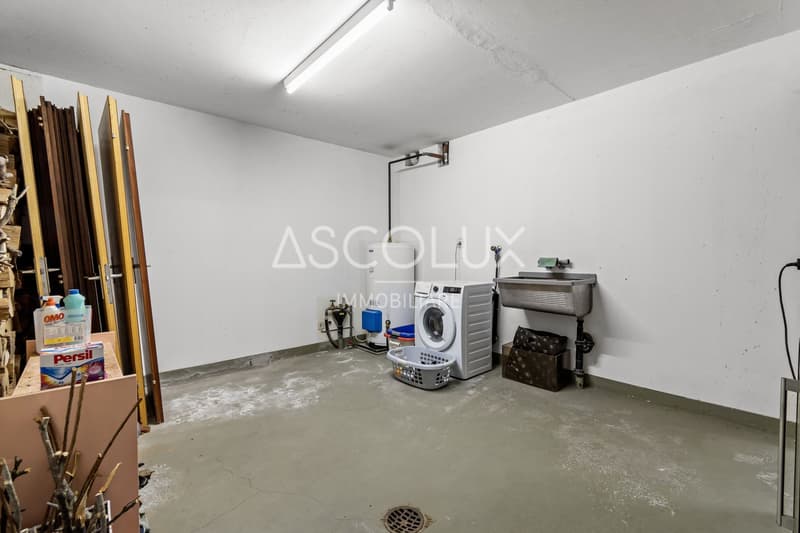 5-room semi-detached house with private garden and communal outdoor pool (21)