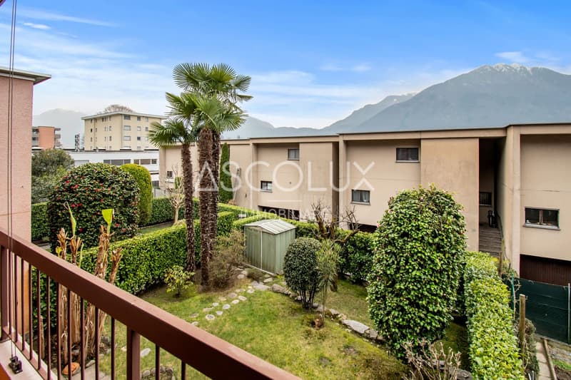 5-room semi-detached house with private garden and communal outdoor pool (19)