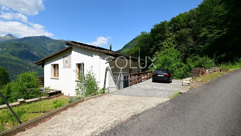 Cozy, Mountain Holiday Home with a View (4)