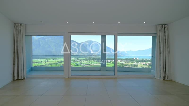 3.5-room apartment with panoramic view and lake view (10)