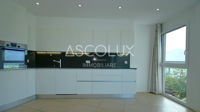 3.5-room apartment with panoramic view and lake view (9)