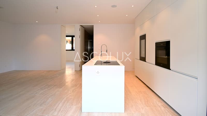 Appartement moderne de 2,5 pièces dans une résidence avec piscine extérieure chauffée et sauna (6)