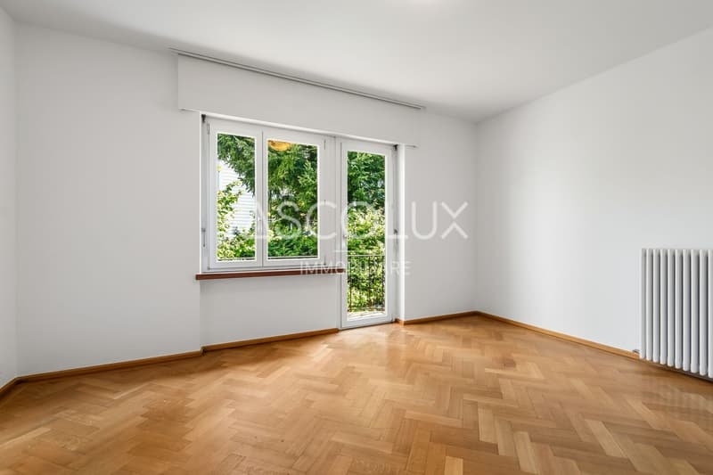 Villa de 6 pièces indépendante avec jardin et extérieurs (20)