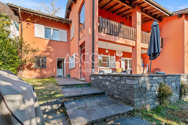 Renovierungsbedürftiges Zweifamilienhaus mit Garten (4)