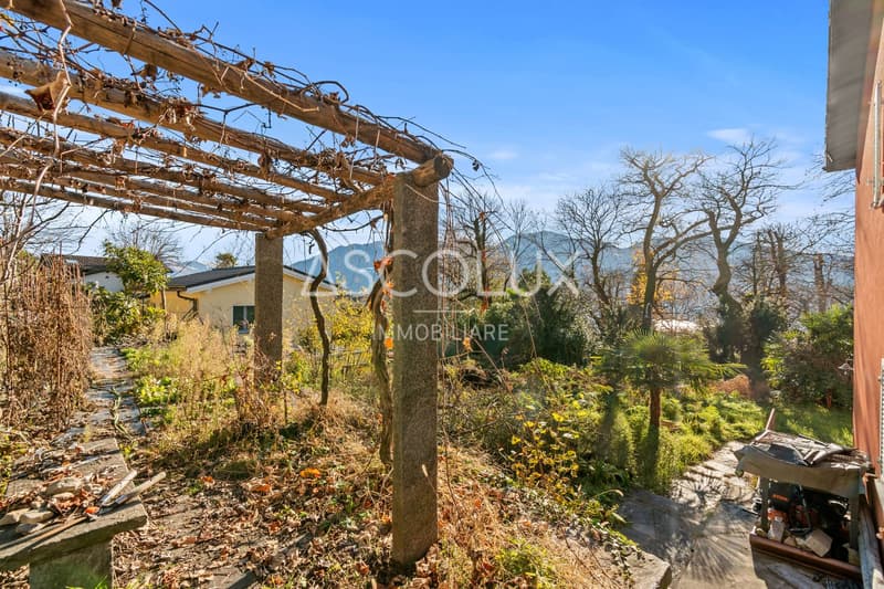 Renovierungsbedürftiges Zweifamilienhaus mit Garten (6)