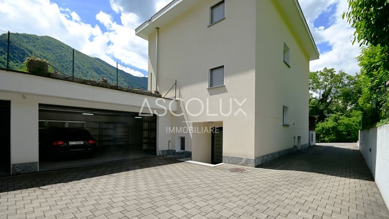 Hübsches 4.5-Zimmer-Einfamilienhaus mit Garten und Pool in ruhiger Wohnlage (10)