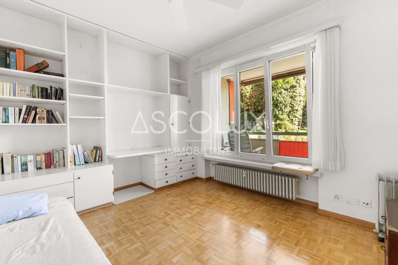 Großzügige 2.5-Zimmer-Wohnung mit Einstellhallenplatz inklusive, in einer Residenz mit Hallenbad und Sauna (6)