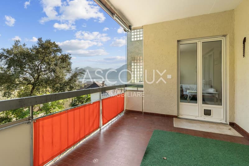 Großzügige 2.5-Zimmer-Wohnung mit Einstellhallenplatz inklusive, in einer Residenz mit Hallenbad und Sauna (10)