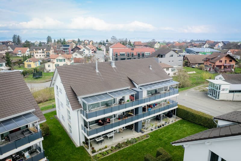 Zuhause sein am Bodensee! Attraktive 6.5-Zimmer-Eigentumswohnung im Zentrum von Altnau! (1)