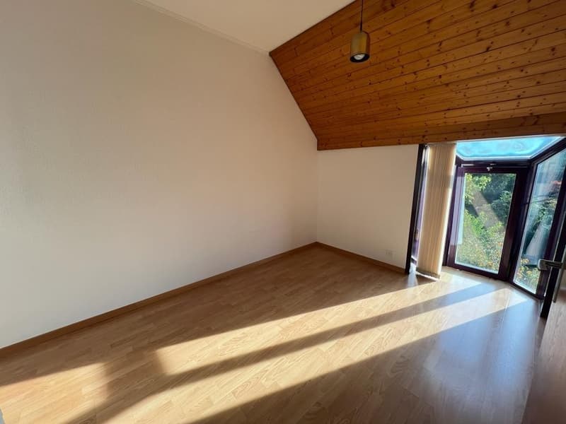 Appartamento mansardato 4,5 locali in posizione centrale ad Aarau (7)