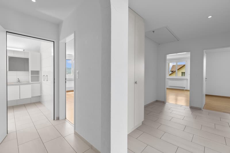 Beautiful 4.0 room apartment in Erlenbach (6)